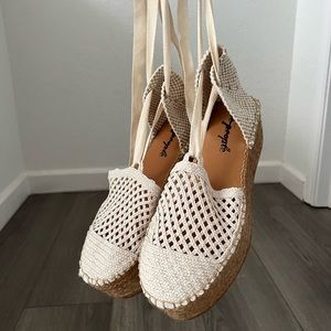 FREE PEOPLE FRIDA CROCHETED ESPADRILLE LACE UP PLATFORM SANDAL SIZE 7